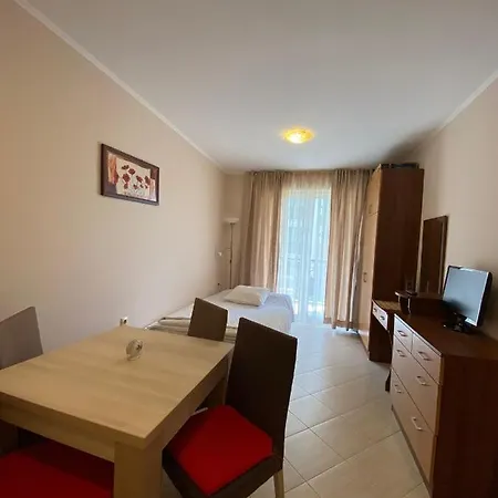 Dawn Park Deluxe Sluneční pobřeží