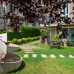 Dawn Park Deluxe Lejlighedshotel