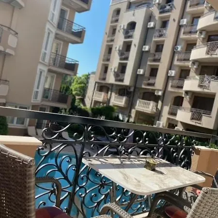 Dawn Park Deluxe Apartmanhotel