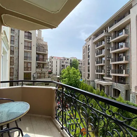 Dawn Park Deluxe Slantchev Briag