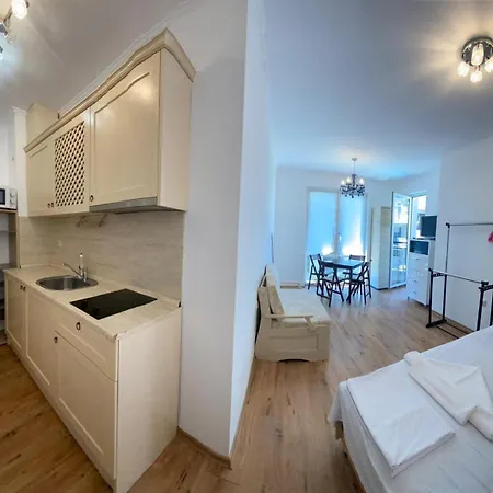 Apartmanhotel Dawn Park Deluxe Napospart