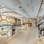 Apartmanhotel Dawn Park Deluxe 3*