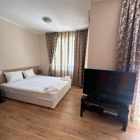 מלון דירות Dawn Park Deluxe