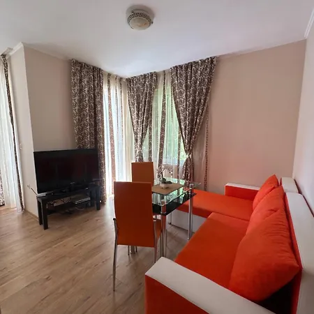 Apartmanhotel Dawn Park Deluxe Napospart
