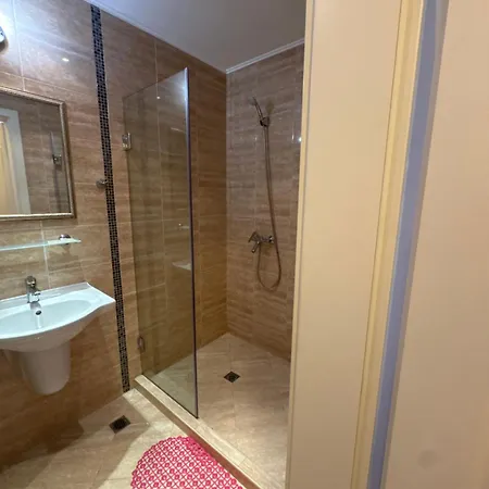 Dawn Park Deluxe 3* סאני ביץ'