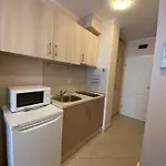 Ξενοδοχείο με διαμερίσματα Dawn Park Deluxe 3*