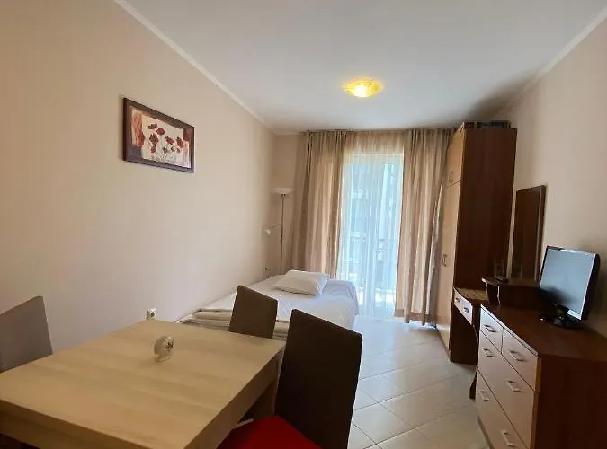 Dawn Park Deluxe Słoneczny Brzeg