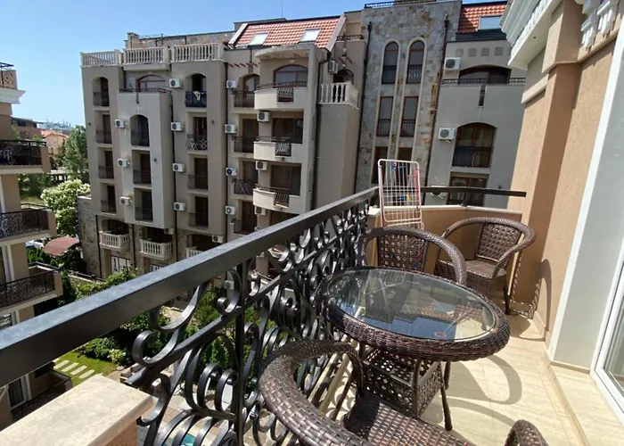 Hotel apartamentowy Dawn Park Deluxe 4*