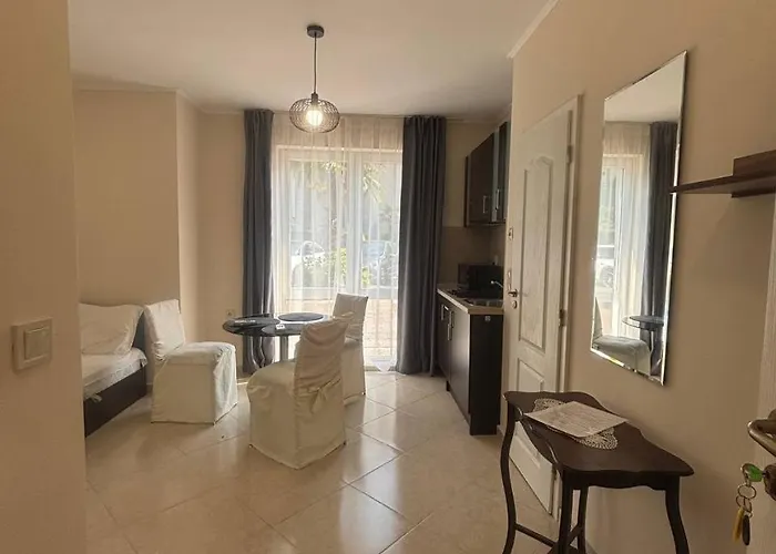 Dawn Park Deluxe Hotel apartamentowy