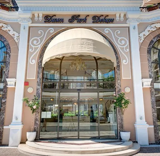 Dawn Park Deluxe Hotel apartamentowy 4*